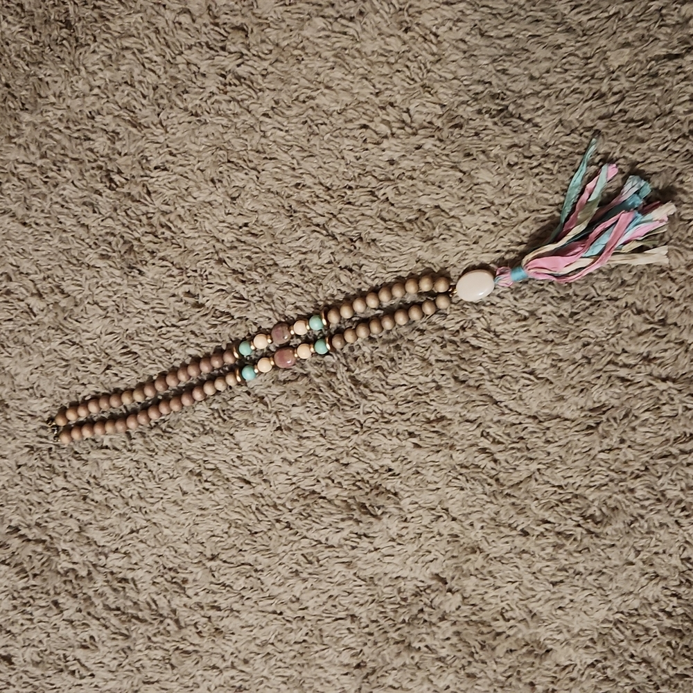 Wooden bead tassel necklace NWOT